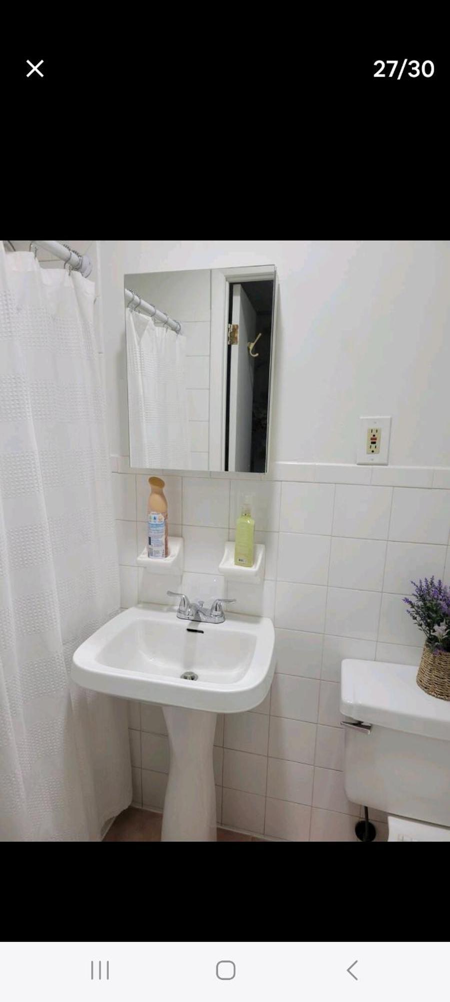 Private Apartment, Not Shared, Near Public Transportation, Super Fast Free Wifi, Due To Ny Restrictions It Only Be Booked For 30 Nights Or More, Even If The Site Allows To Book It, I Will Not Be Able To Accept The Reservation, 30 Nights Minim Appartamento *