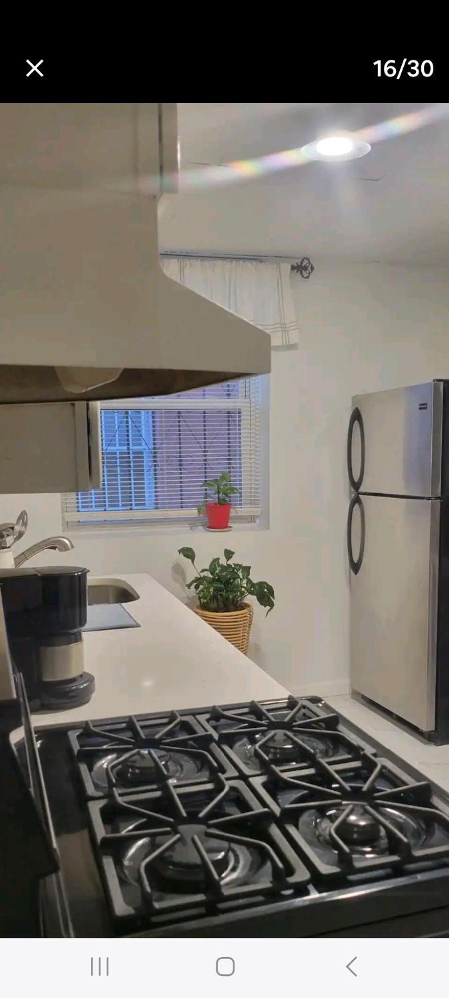 Appartamento Private Apartment, Not Shared, Near Public Transportation, Super Fast Free Wifi, Due To Ny Restrictions It Only Be Booked For 30 Nights Or More, Even If The Site Allows To Book It, I Will Not Be Able To Accept The Reservation, 30 Nights Minim *